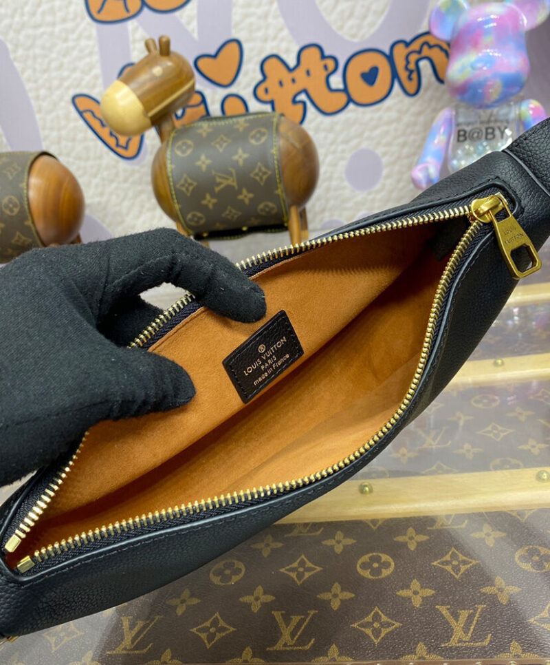 Louis Vuitton Low Key Bumbag M11429 Black